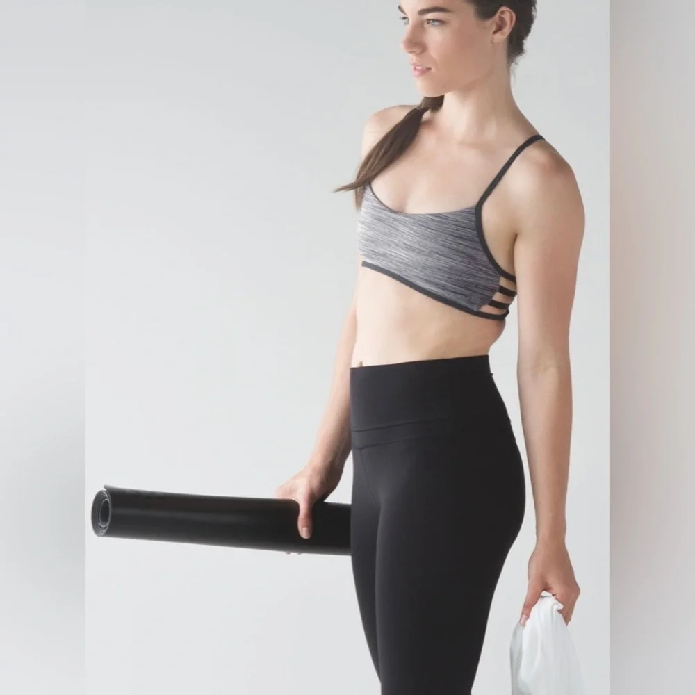 Lululemon Hot Spell BraSpace Dye Camo Seal Grey Deep Coal / Deep Coal